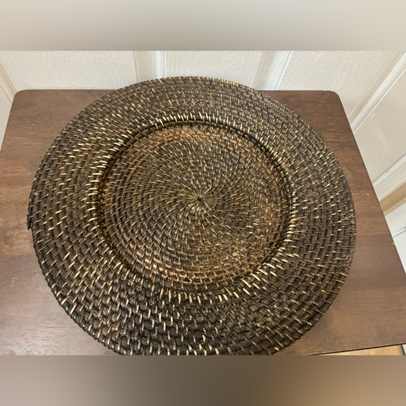 Rattan Charger Plates A Set of 4 - Picture 9 of 12